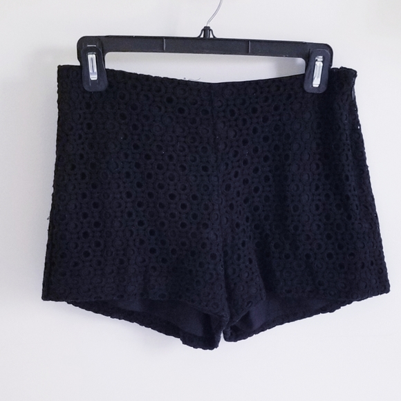 Banana Republic Pants - Banana Republic black eyelet shorts size O